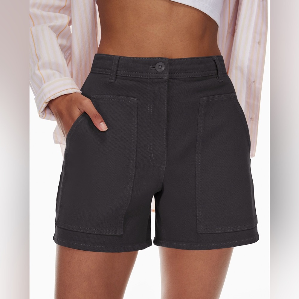Aritzia WILFRED FREE Modern Utility Short